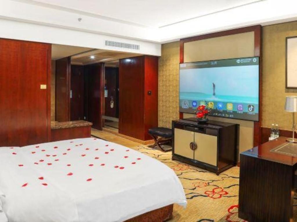 Eurasia International Hotel Dongguan  Bagian luar foto