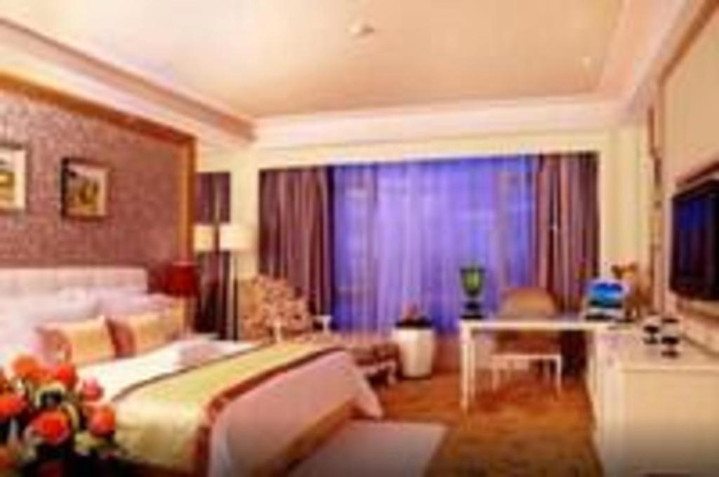 Eurasia International Hotel Dongguan  Bagian luar foto